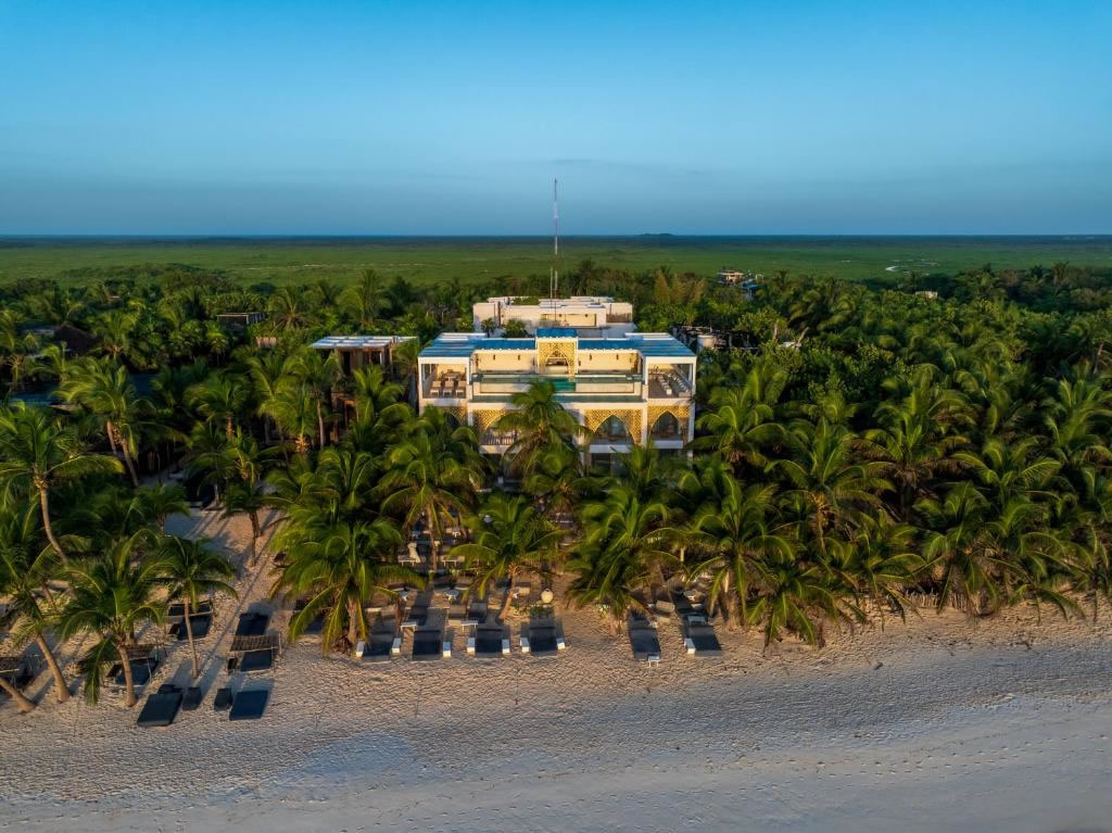 Sana Tulum - Beachfront Boutique Hotel & Beach-Club