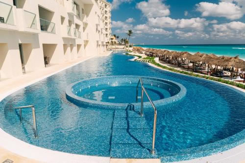 Emporio Cancún