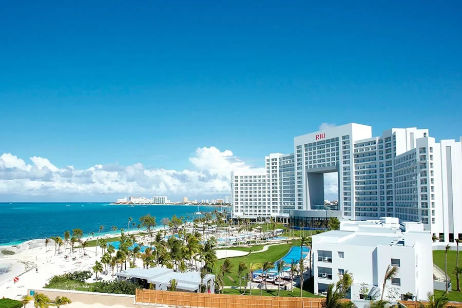 HOTEL RIU PALACE PENINSULA