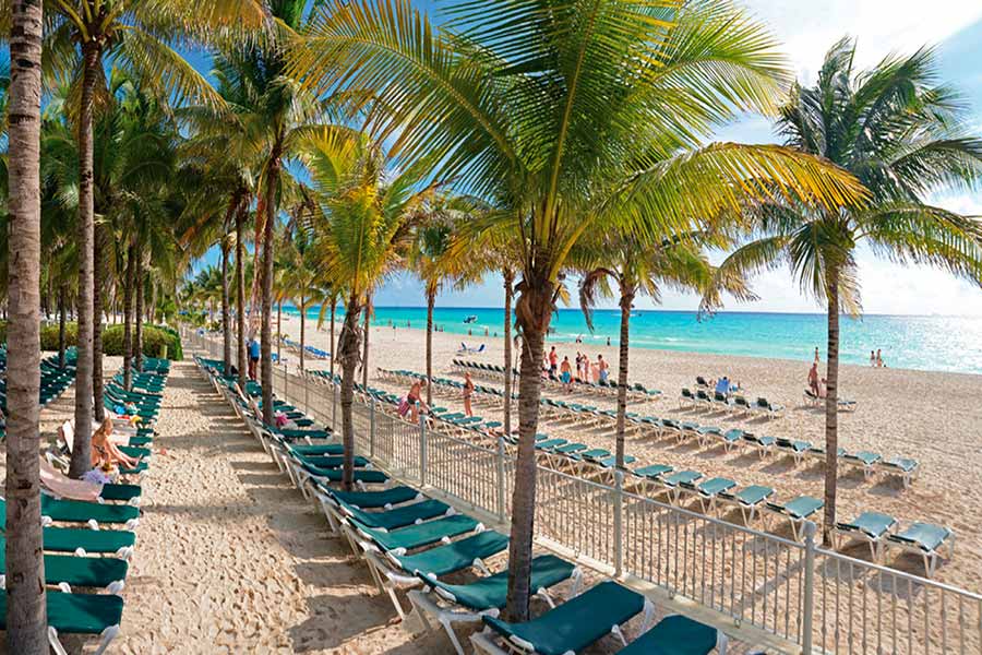 RIU Lupita + Transfers included (Airport-Hotel-Airport)