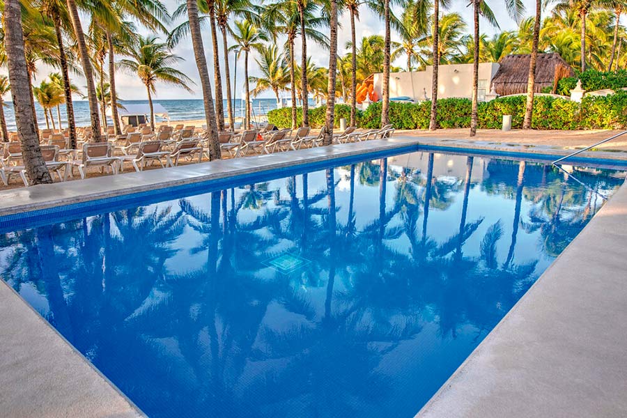 RIU Lupita + Transfers included (Airport-Hotel-Airport)