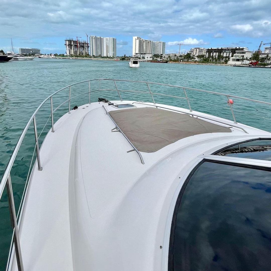 Yates en Cancún
